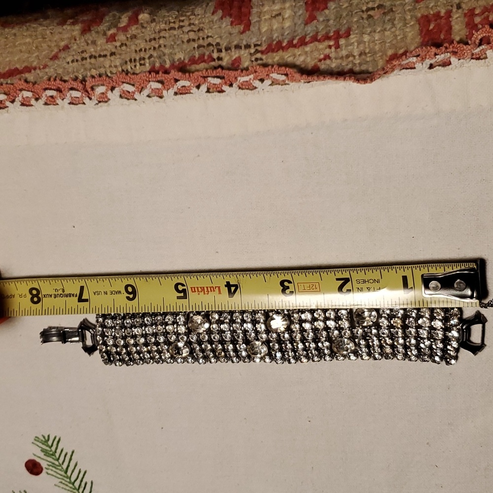 Weiss Rhinstone Bracelet - Picture 8 of 9